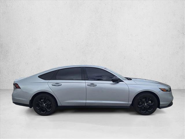 Used 2025 Honda Accord SE image 4