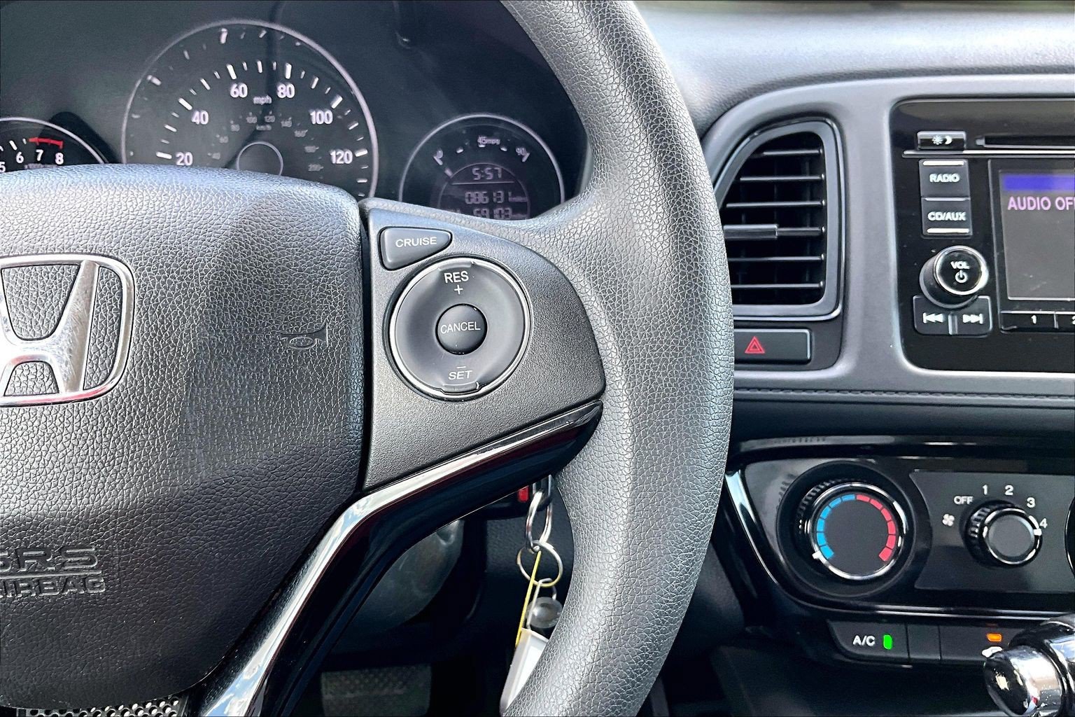 Used 2016 Honda HR-V LX image 19