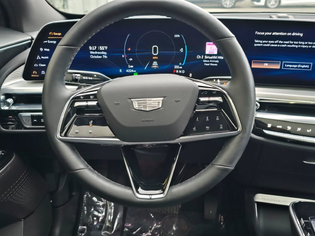 Certified 2025 Cadillac Lyriq Luxury AWD/4WD image 19