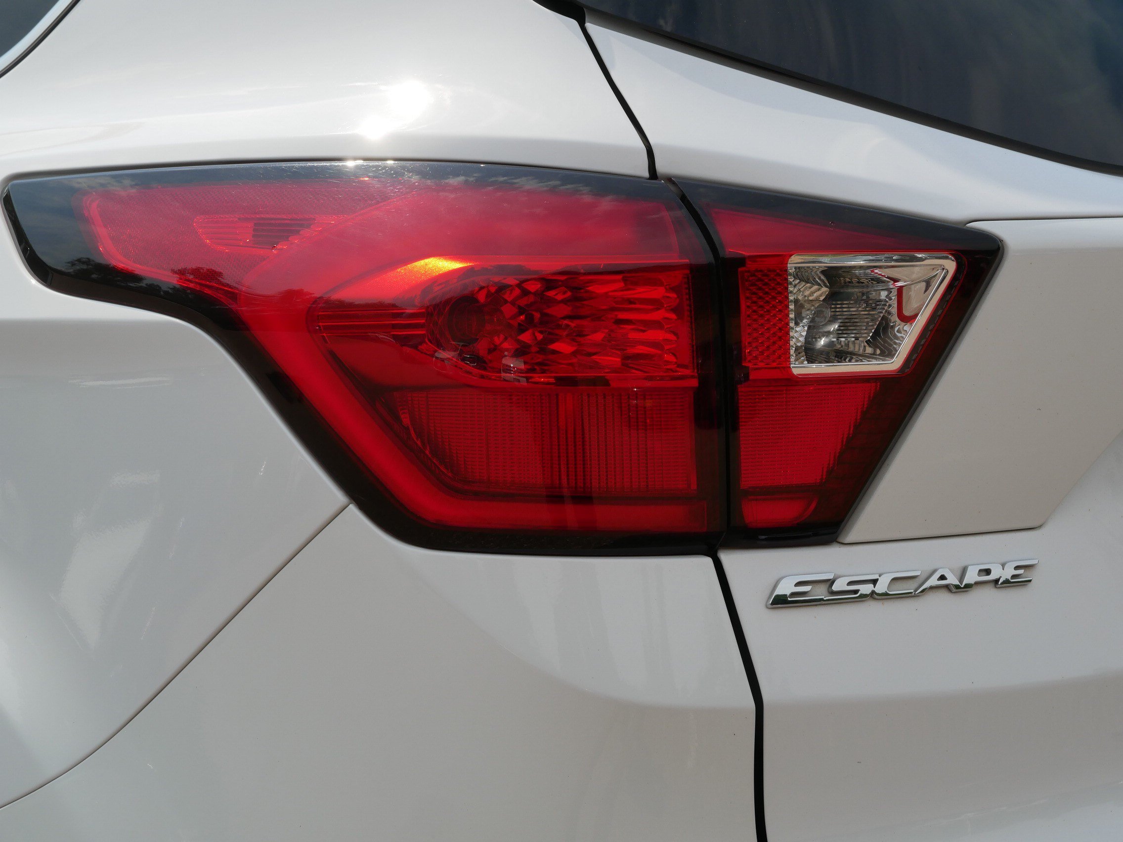 Used 2019 Ford Escape SE AWD/4WD image 17