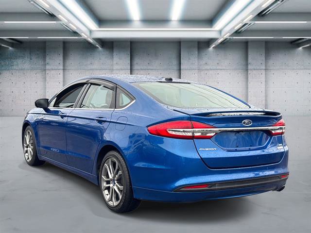 Used 2017 Ford Fusion SE w/ Equipment Group 201A image 25