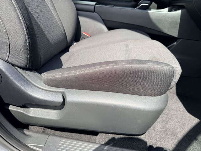 Used 2023 Nissan Rogue SV AWD/4WD image 9