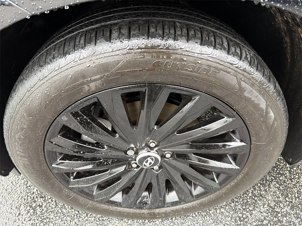 Used 2024 Hyundai Palisade Calligraphy image 11