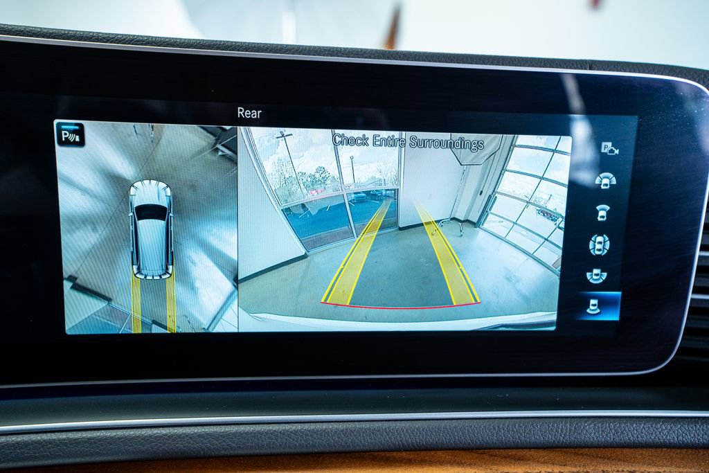 Used 2020 Mercedes-Benz GLS 580 4MATIC w/ E-Active Body Control Package image 47