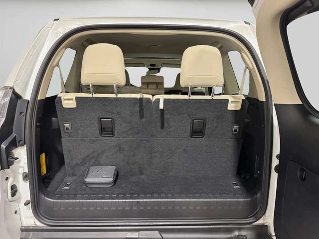 Certified 2023 Lexus GX 460 Premium w/ Premium Package AWD/4WD image 31