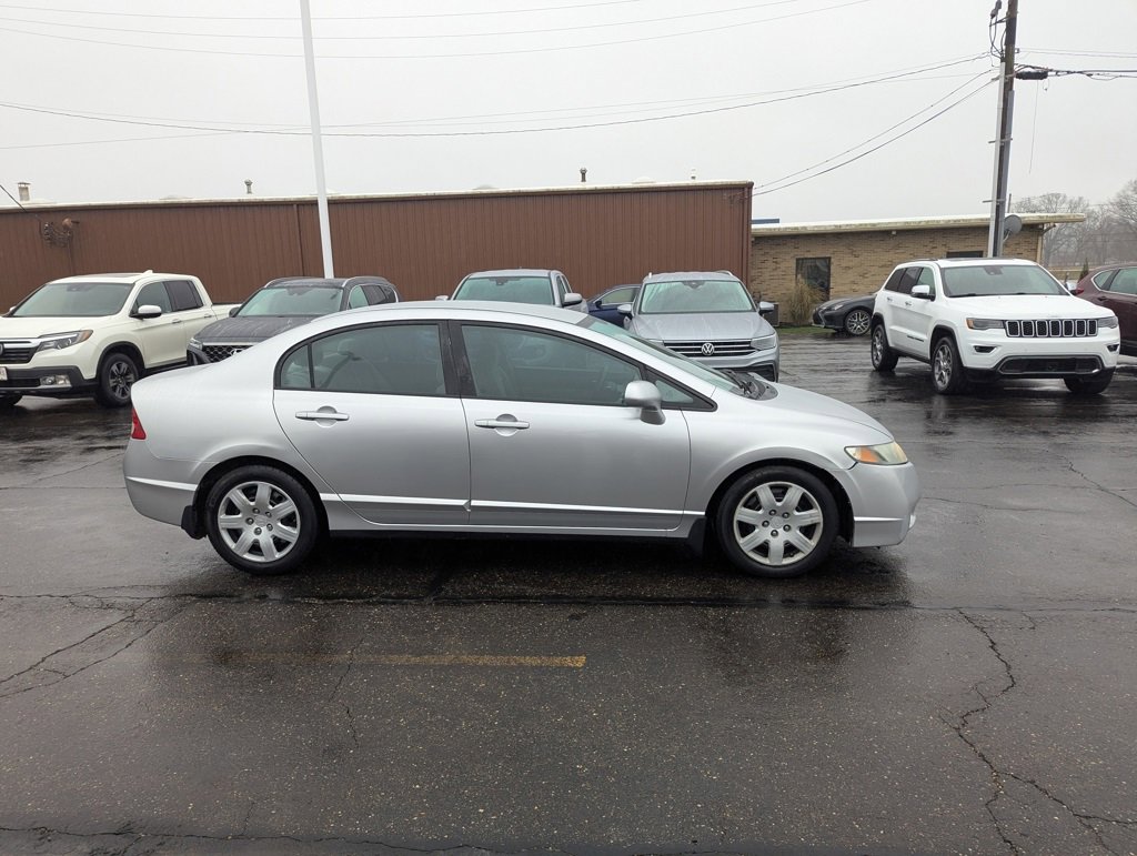 Used 2010 Honda Civic LX image 2