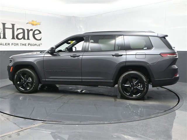 Used 2025 Jeep Grand Cherokee L Limited w/ Black Appearance Package image 54