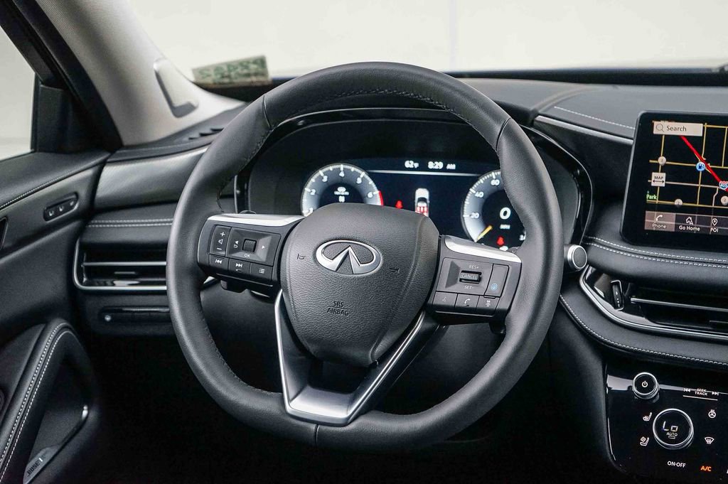 Certified 2025 INFINITI QX60 Luxe image 14