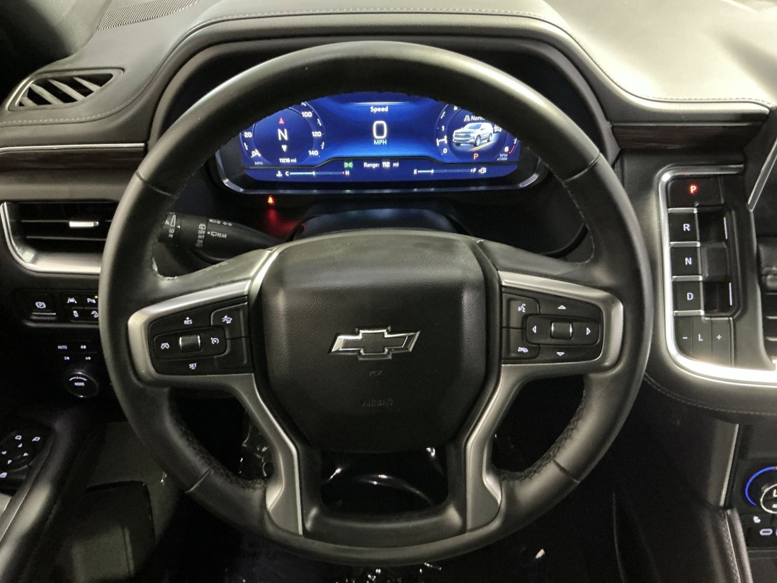 Used 2024 Chevrolet Suburban Z71 image 17