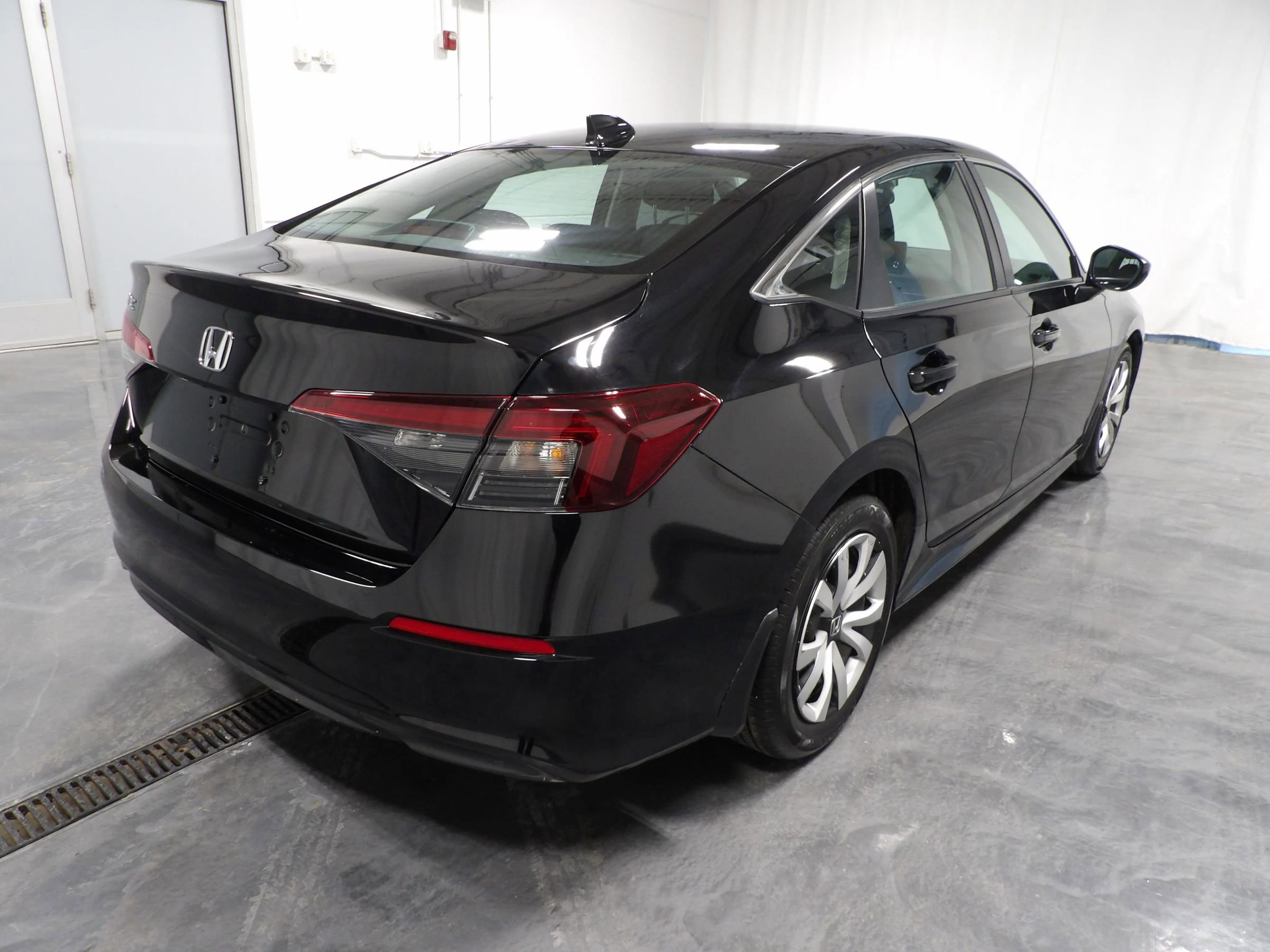 Used 2025 Honda Civic LX image 6