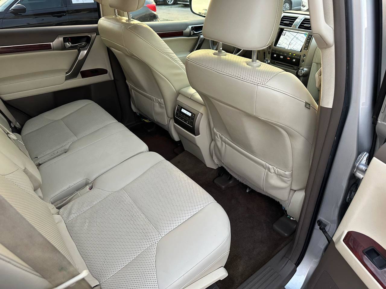 Used 2012 Lexus GX 460 w/ Comfort Plus Pkg AWD/4WD image 34