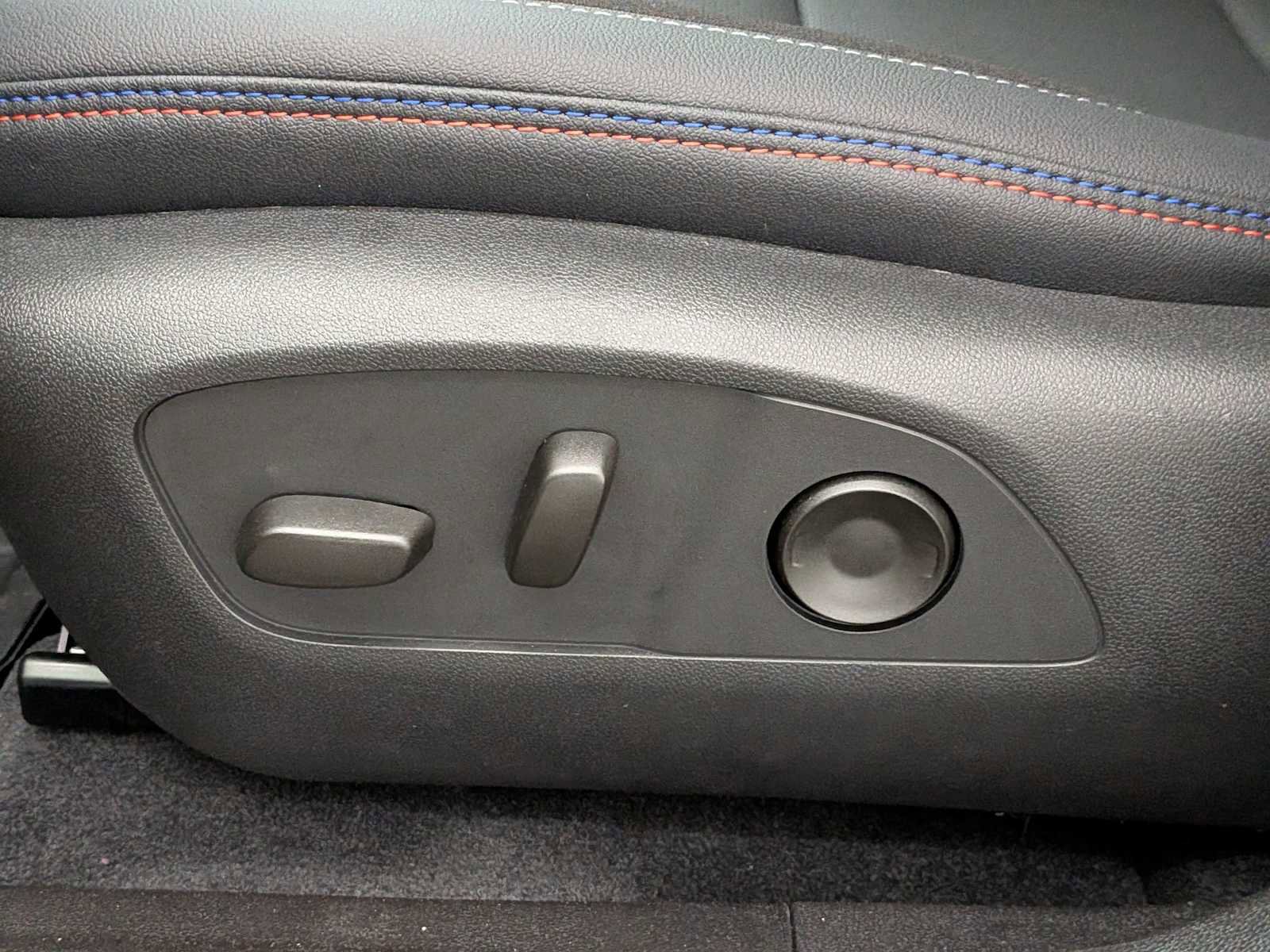 New 2026 Chevrolet Equinox EV RS image 18