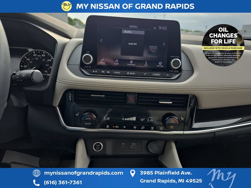 Used 2023 Nissan Rogue SL AWD/4WD image 22