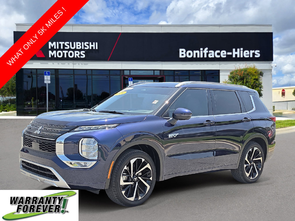 Used 2025 Mitsubishi Outlander SEL Black Edition AWD/4WD image 2