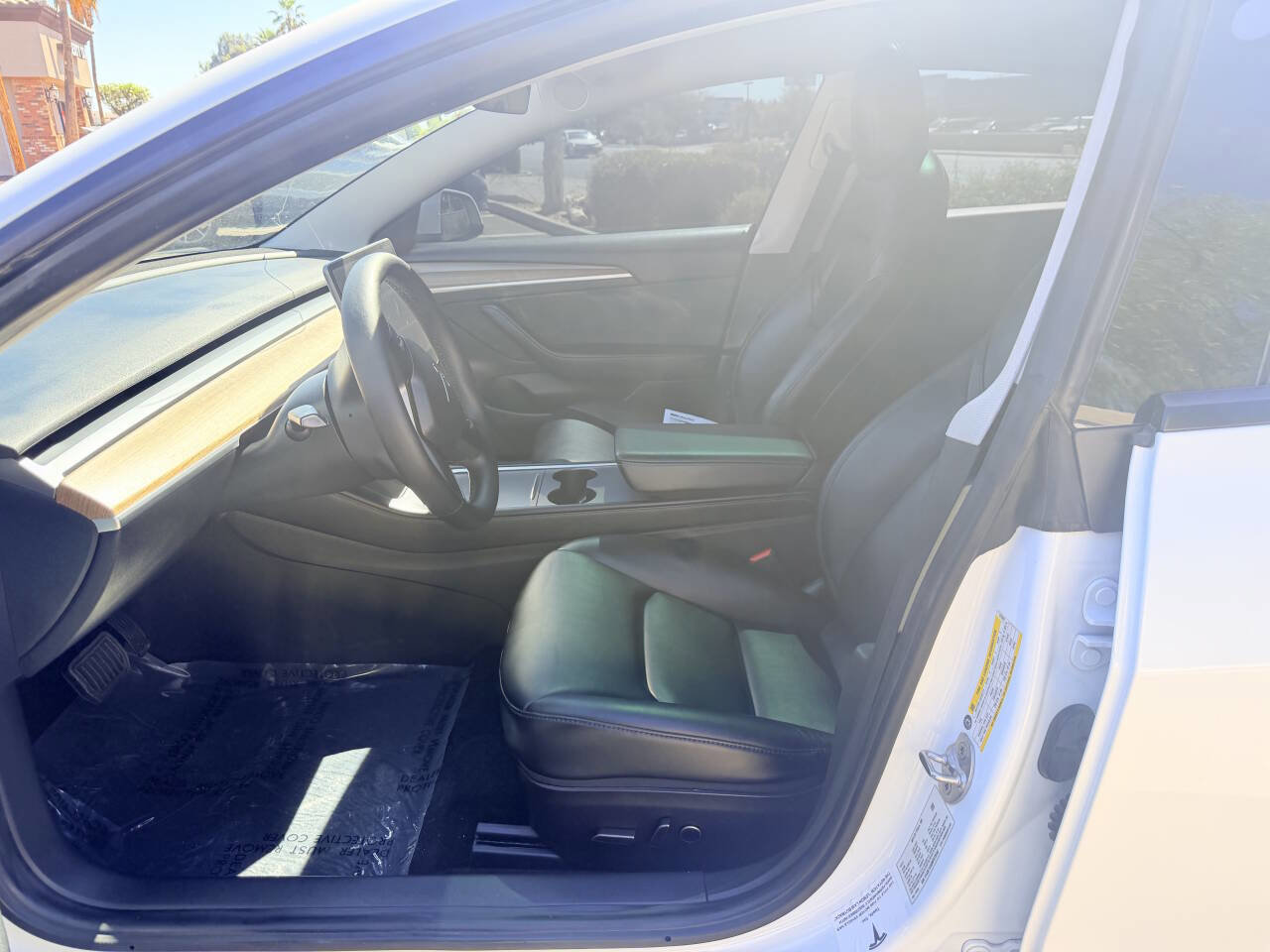 Used 2021 Tesla Model 3 Standard Range Plus image 7