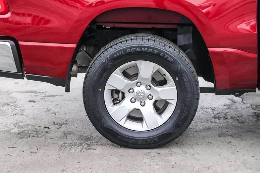 Used 2020 RAM 1500 Big Horn RWD image 12