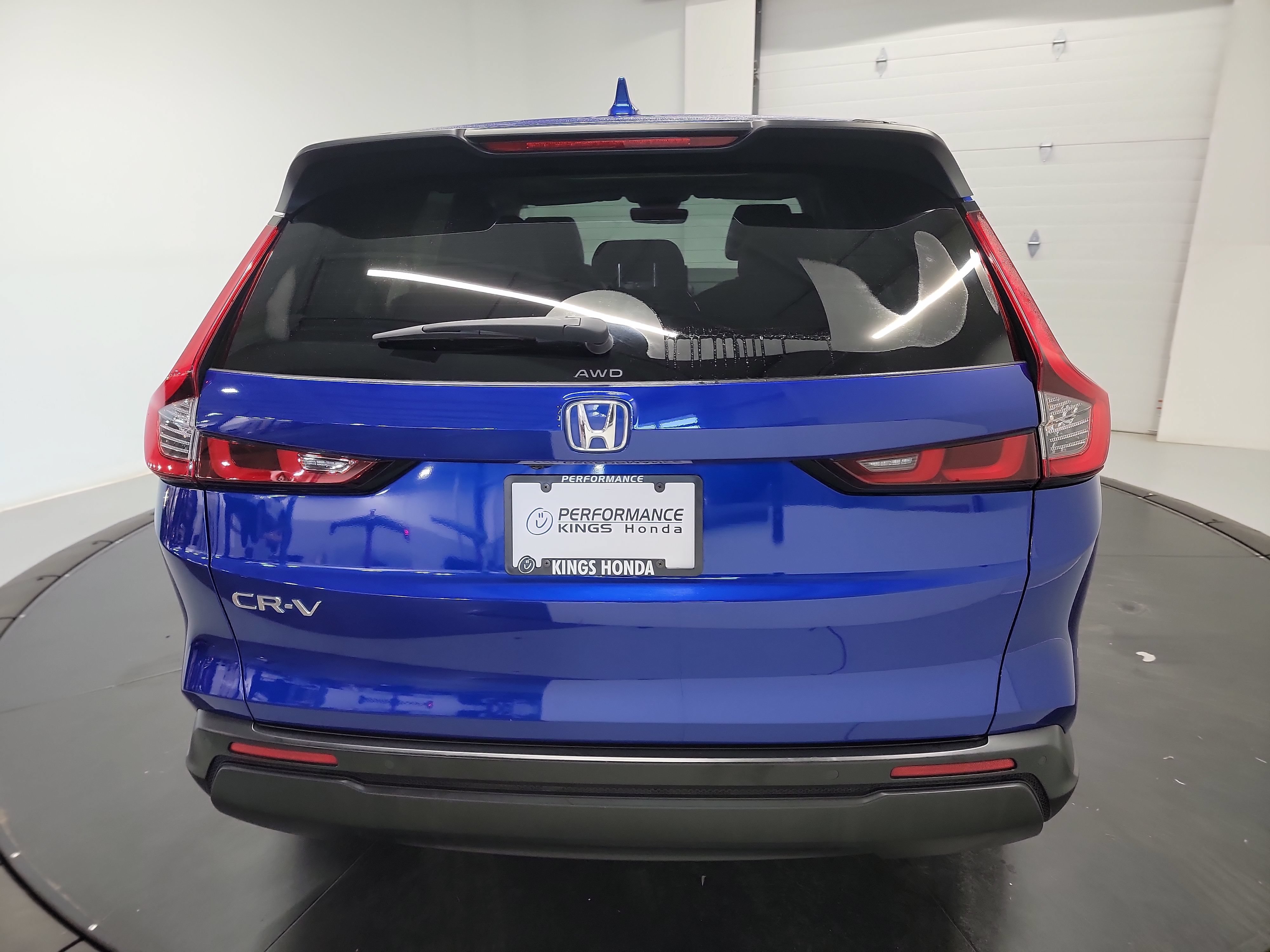 Used 2025 Honda CR-V EX-L image 8