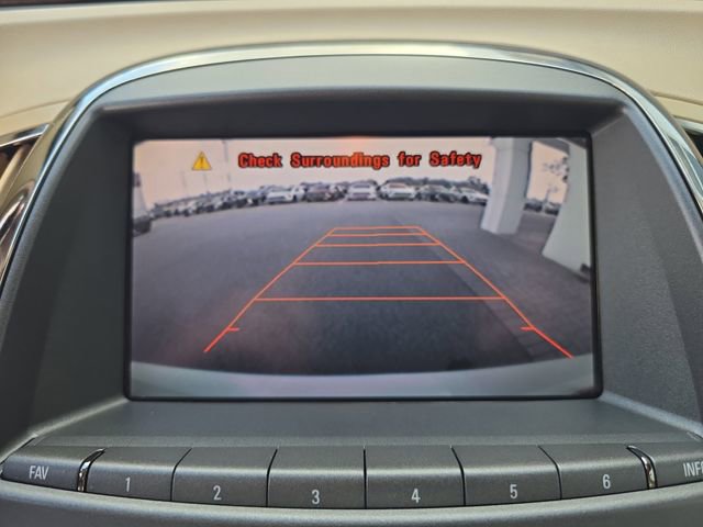 Used 2010 Buick LaCrosse CXS image 20