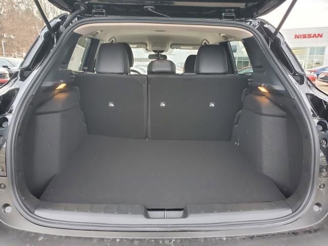 New 2026 Nissan Kicks SR w/ Cold Weather Package image 18