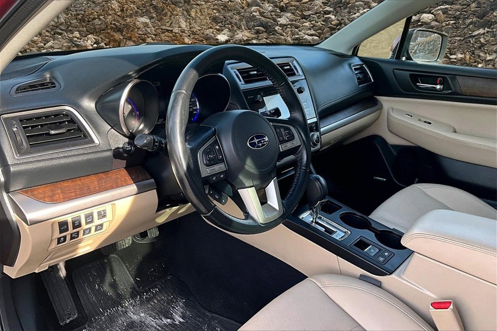 Used 2016 Subaru Outback 2.5i Limited image 12