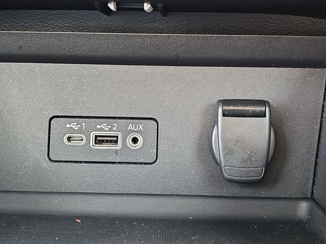 Used 2021 Nissan Sentra SV FWD image 39