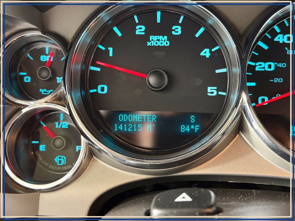 Used 2013 Chevrolet Silverado 2500 LT AWD/4WD image 22
