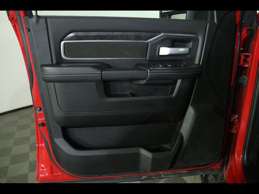 Used 2024 RAM 2500 Big Horn w/ Night Edition image 24