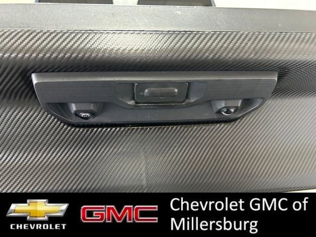 Used 2023 Chevrolet Silverado 1500 LT w/ Z71 Off-Road Package AWD/4WD image 7