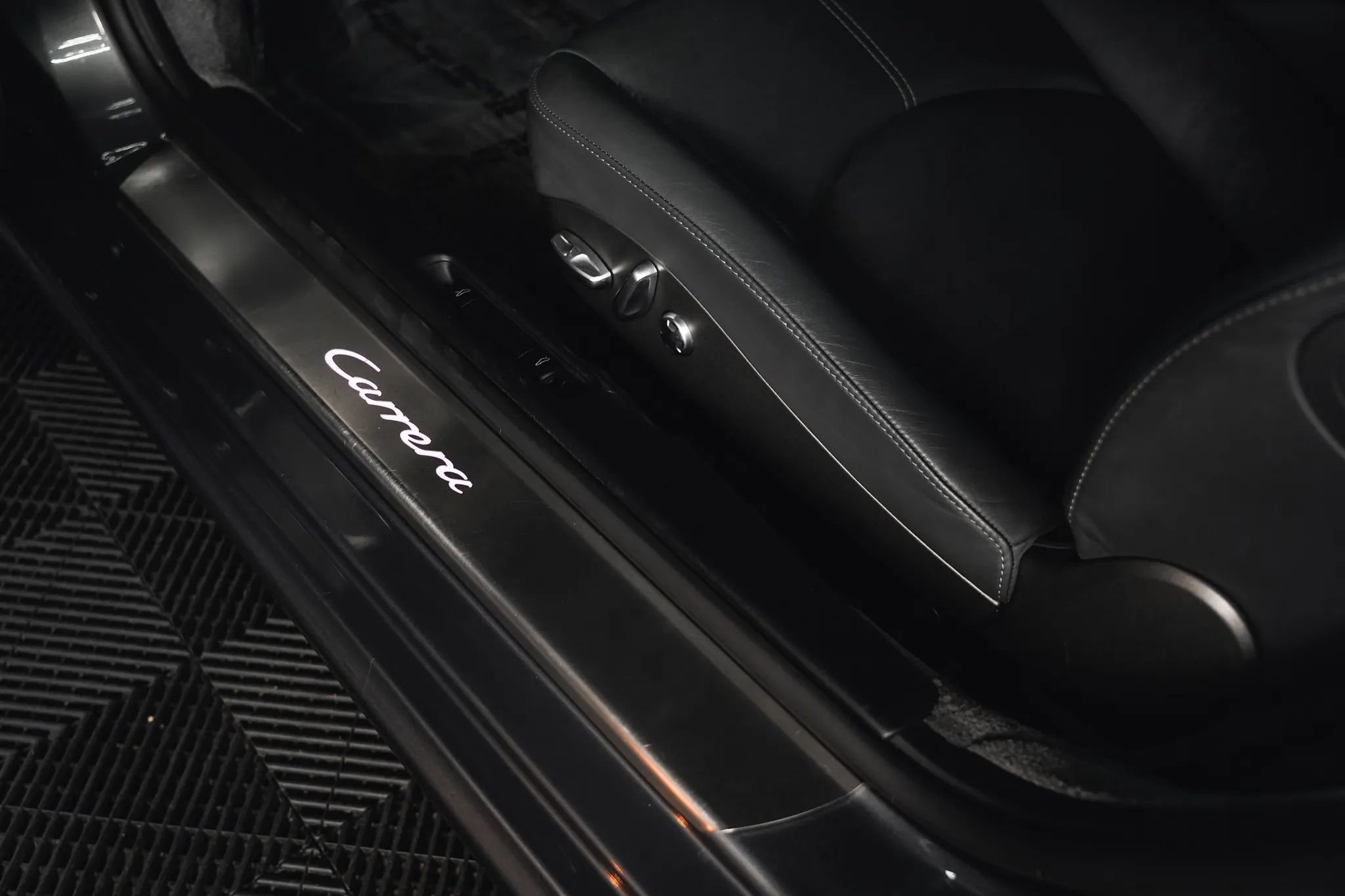 Used 2007 Porsche 911 GT3 RS image 34