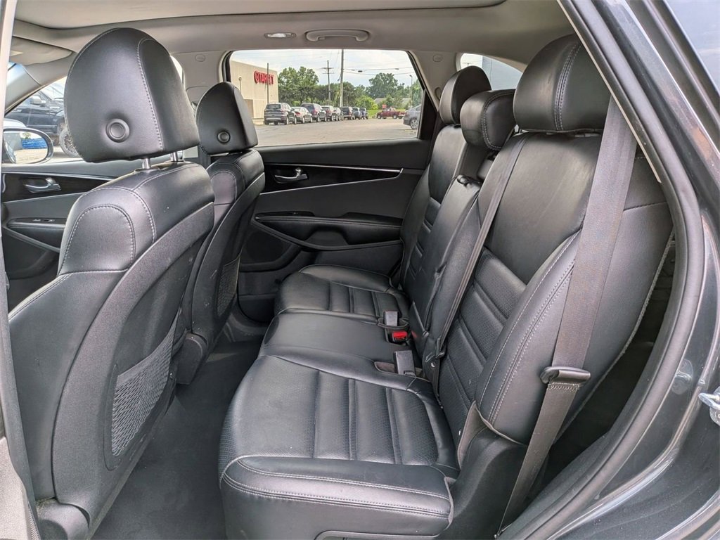 Used 2019 Kia Sorento EX image 26