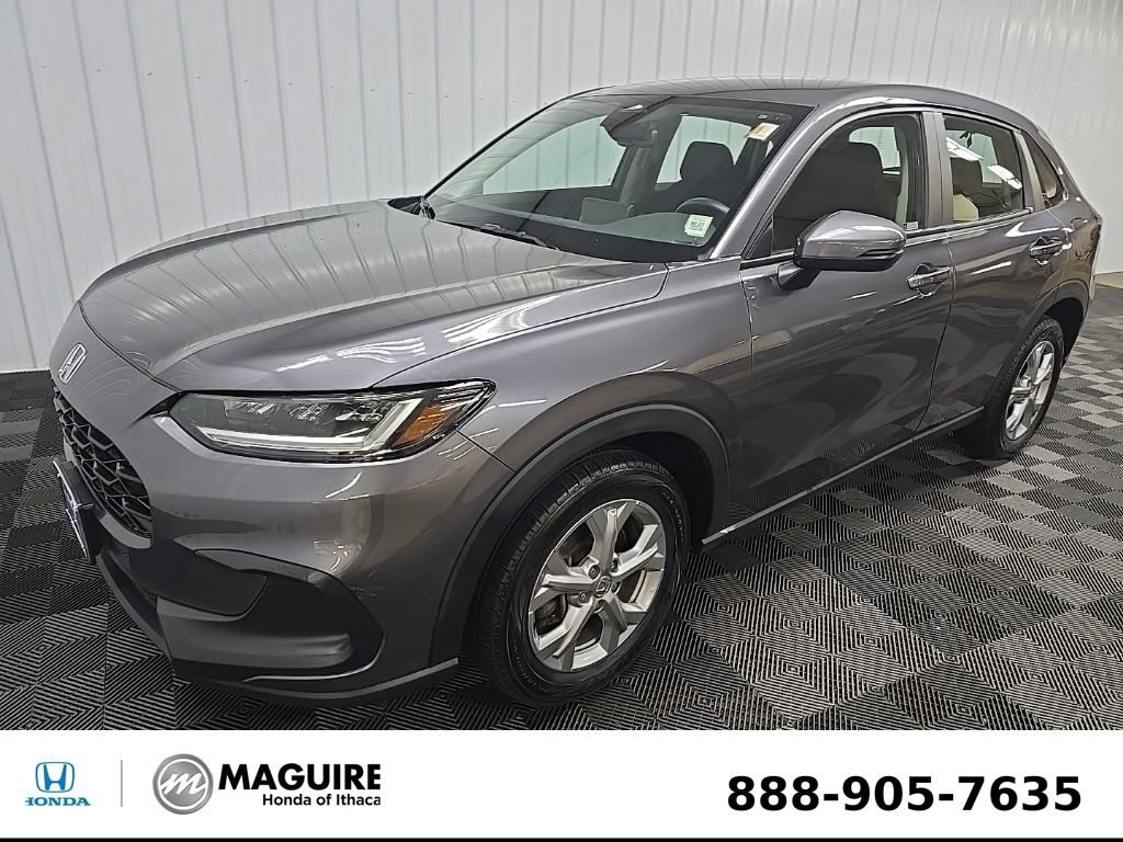 Used 2023 Honda HR-V LX image 9