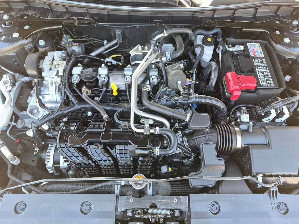 Used 2025 Nissan Altima 2.5 SV FWD image 34