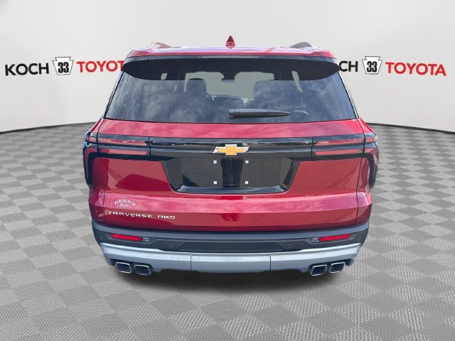 Used 2026 Chevrolet Traverse LT w/ LPO, Floor Liner Package AWD/4WD image 6