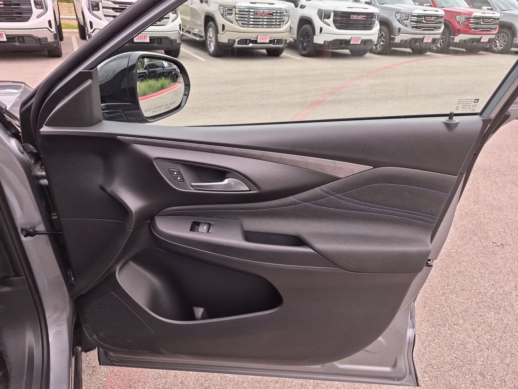 New 2026 Buick Envista Sport Touring w/ Convenience II Package FWD image 37