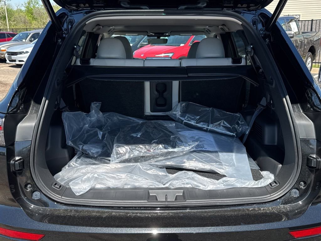 New 2026 Mitsubishi Outlander SEL FWD image 41