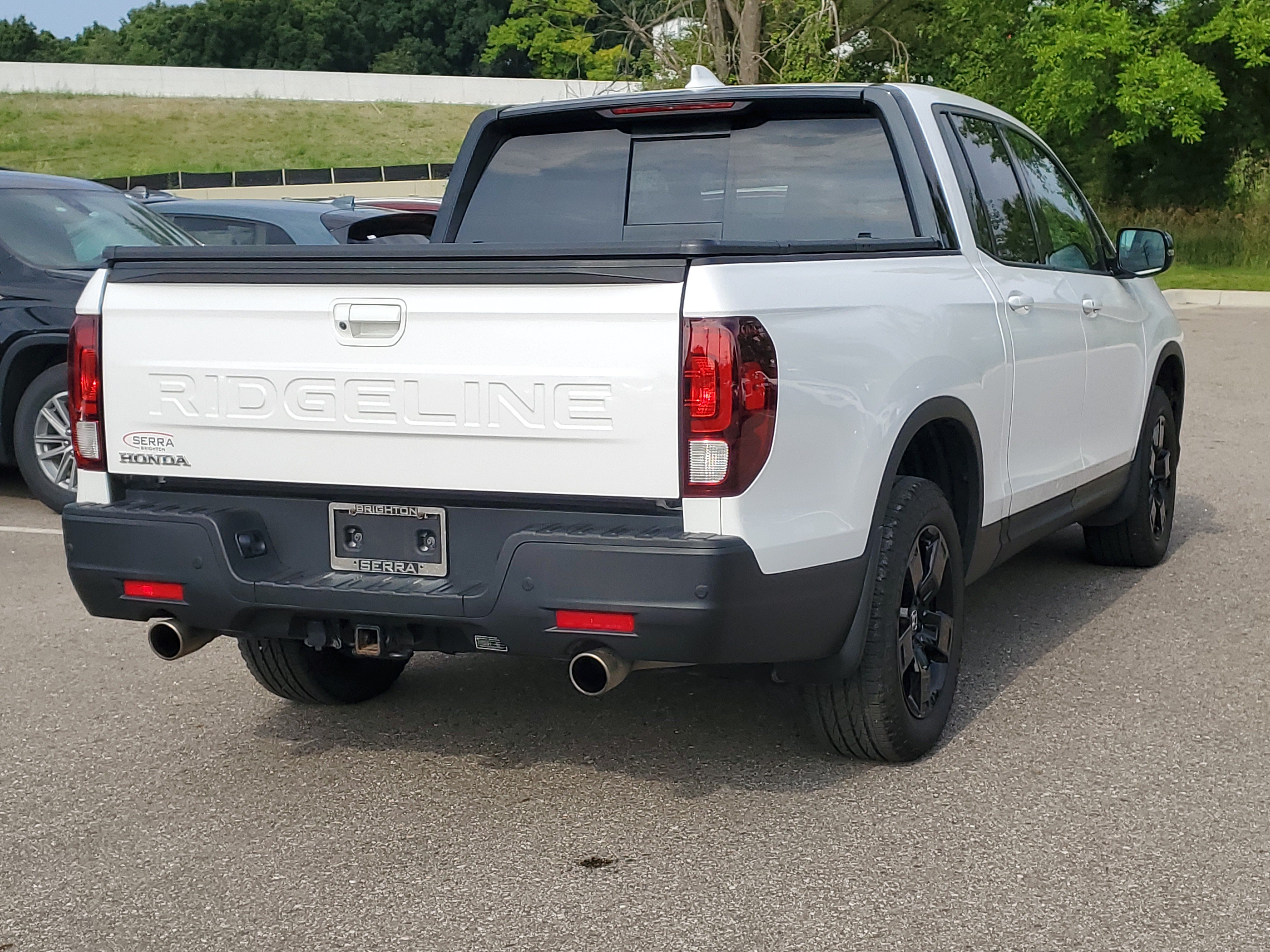 Certified 2024 Honda Ridgeline Black Edition image 3