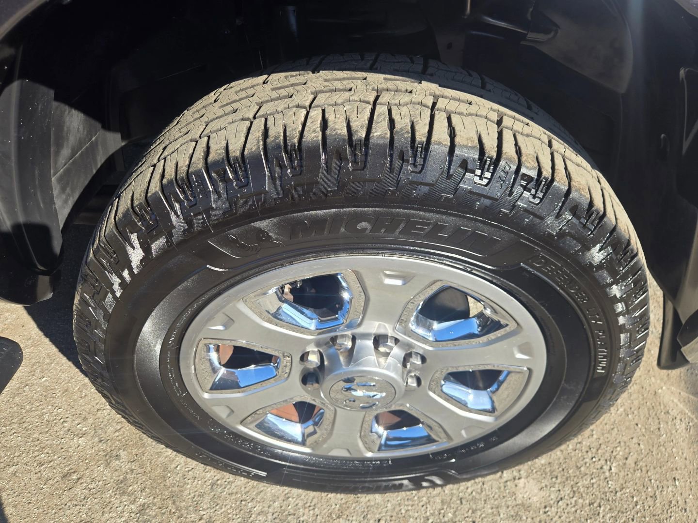 Used 2015 RAM 2500 Laramie image 28