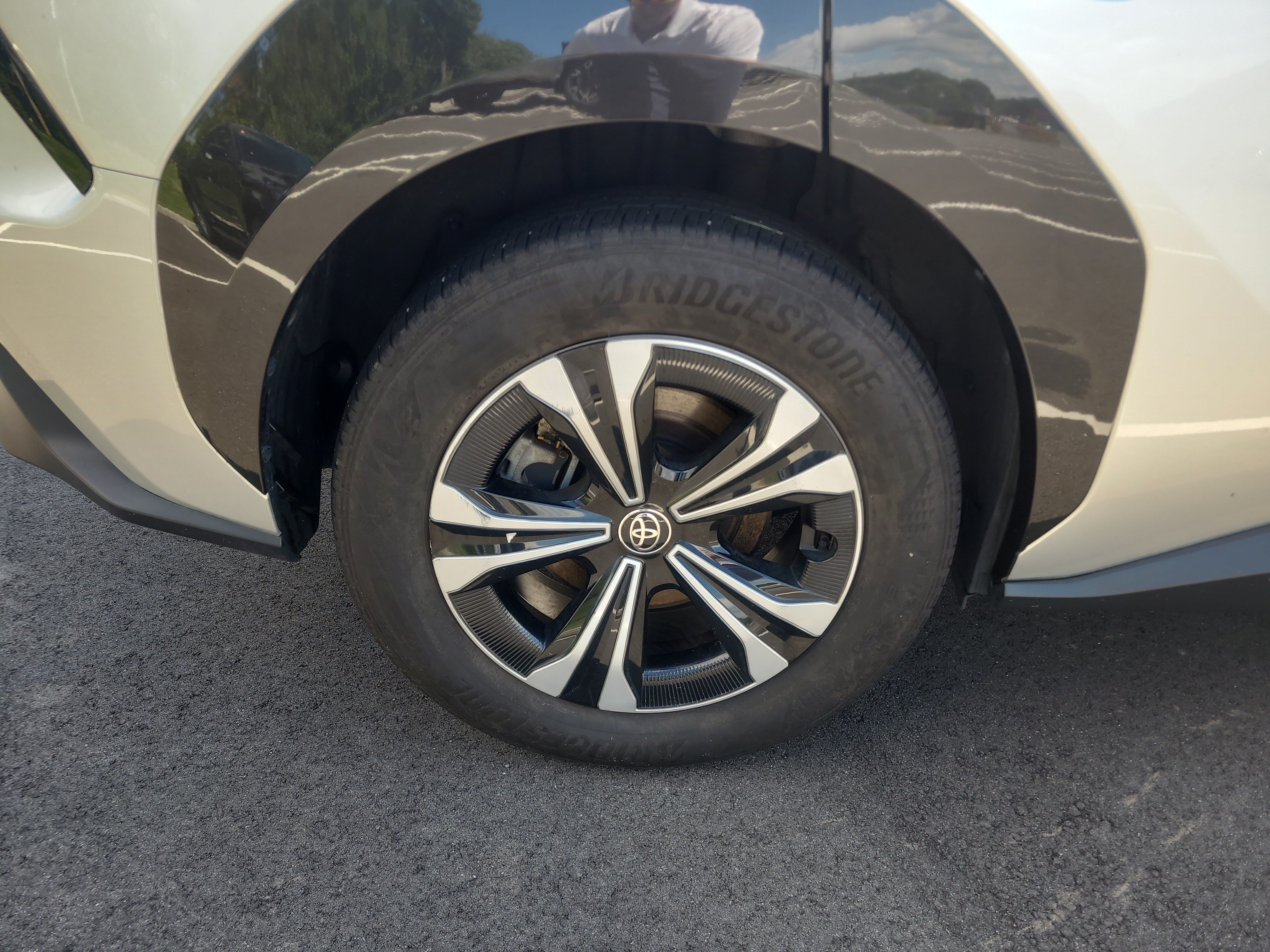 Certified 2024 Toyota bZ4X AWD w/ Weather Package image 11