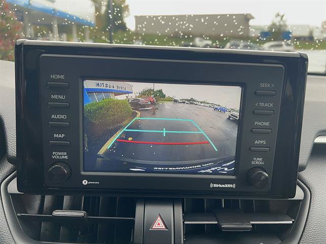 Used 2020 Toyota RAV4 LE w/ All Weather Liner Package AWD/4WD image 20
