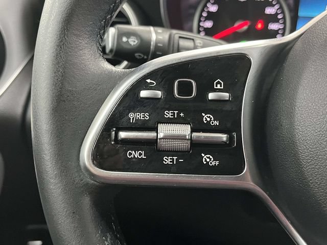 Used 2021 Mercedes-Benz GLC 300 4MATIC image 34