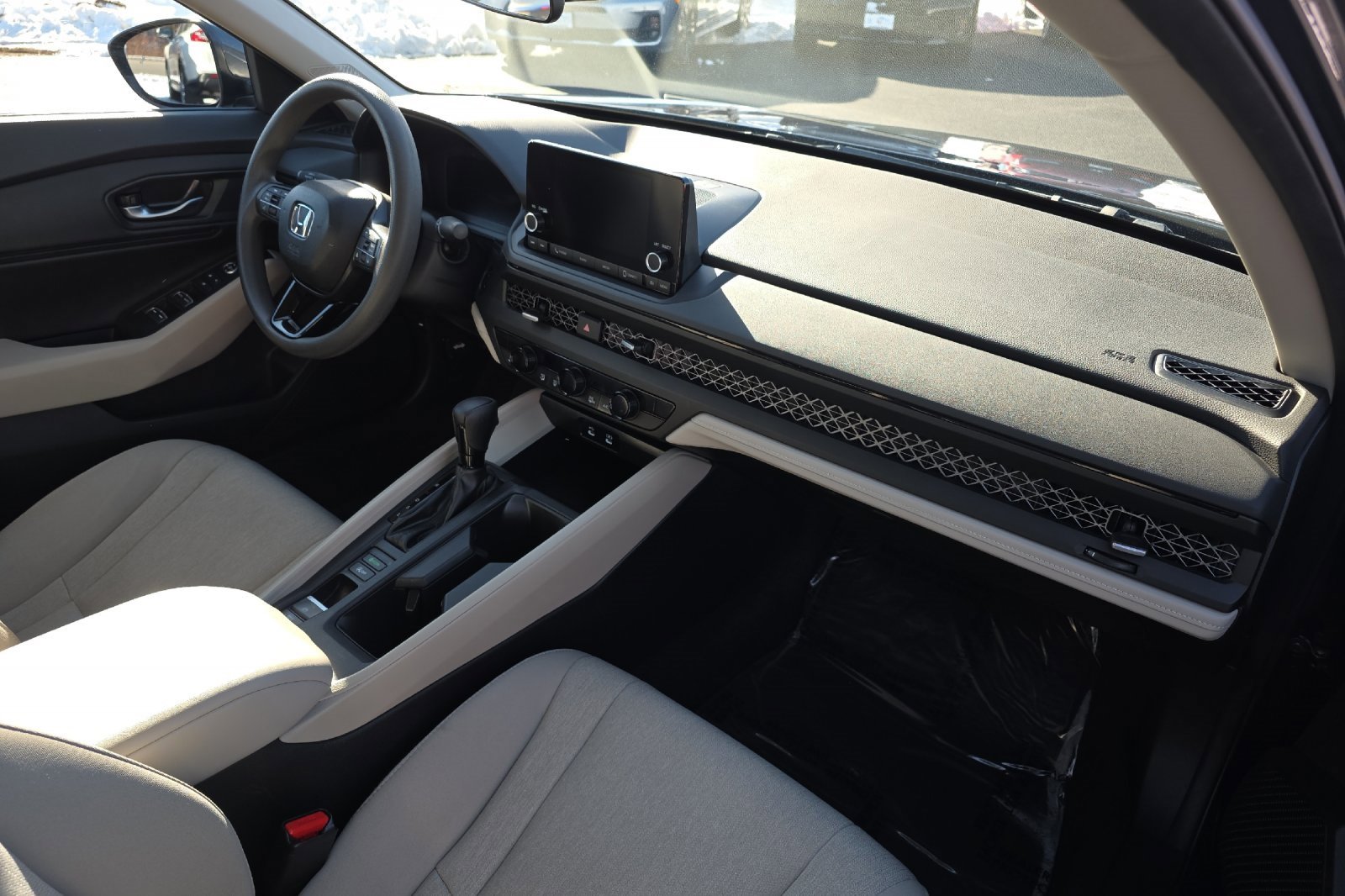 Used 2024 Honda Accord EX image 15