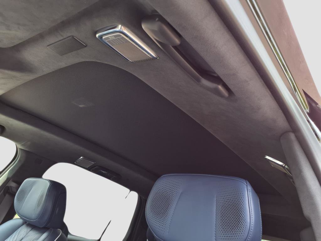 New 2026 Cadillac Vistiq Premium Luxury image 13