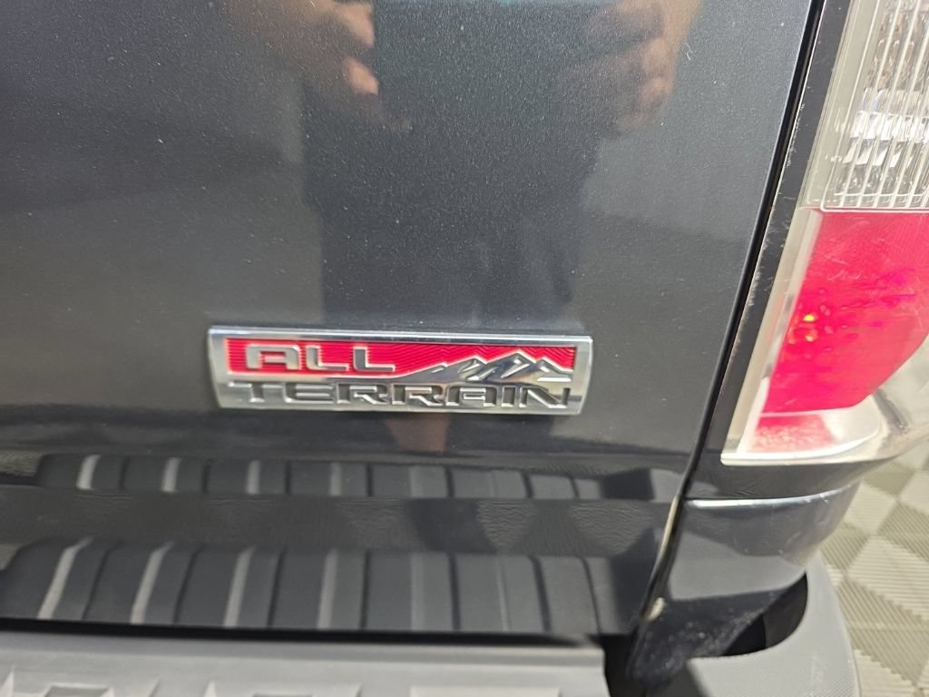 Used 2018 GMC Canyon All Terrain w/ Trailering Package AWD/4WD image 5