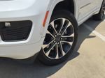 Used 2022 Jeep Grand Cherokee L Overland w/ Luxury Tech Group IV AWD/4WD image 31