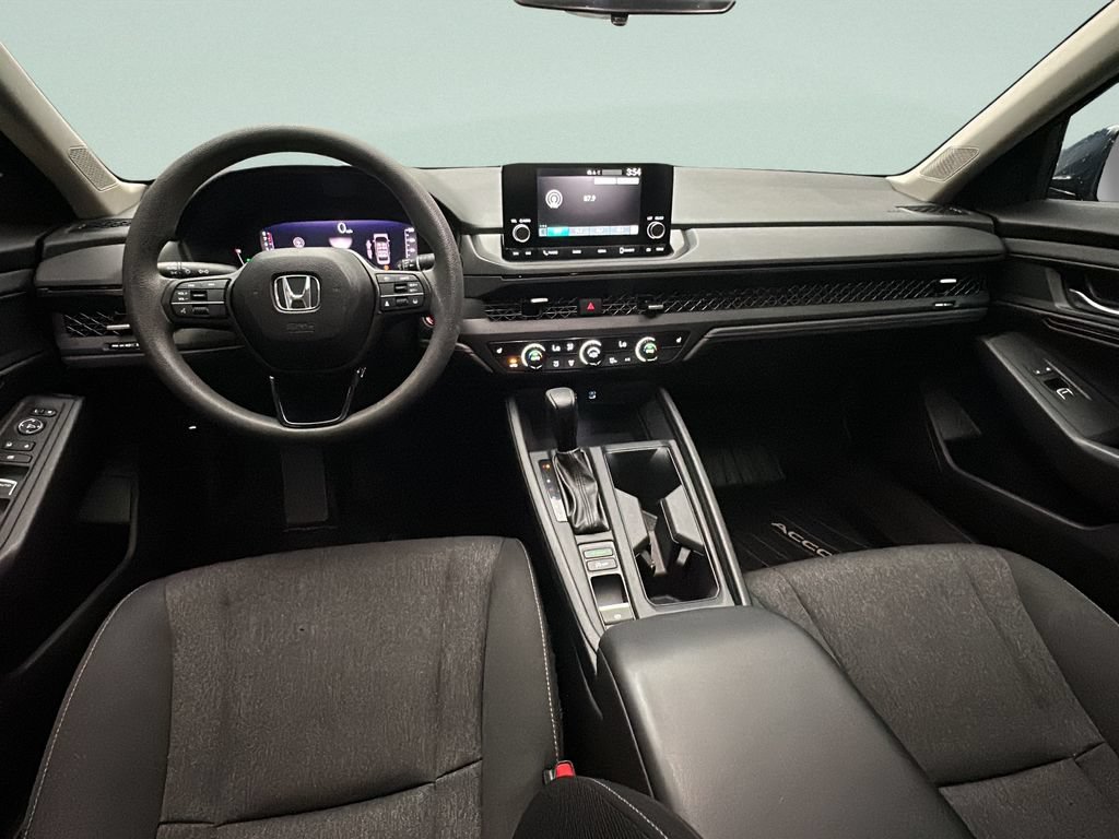 Certified 2023 Honda Accord EX image 21