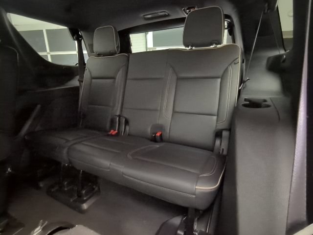 Used 2024 Chevrolet Tahoe Premier AWD/4WD image 28