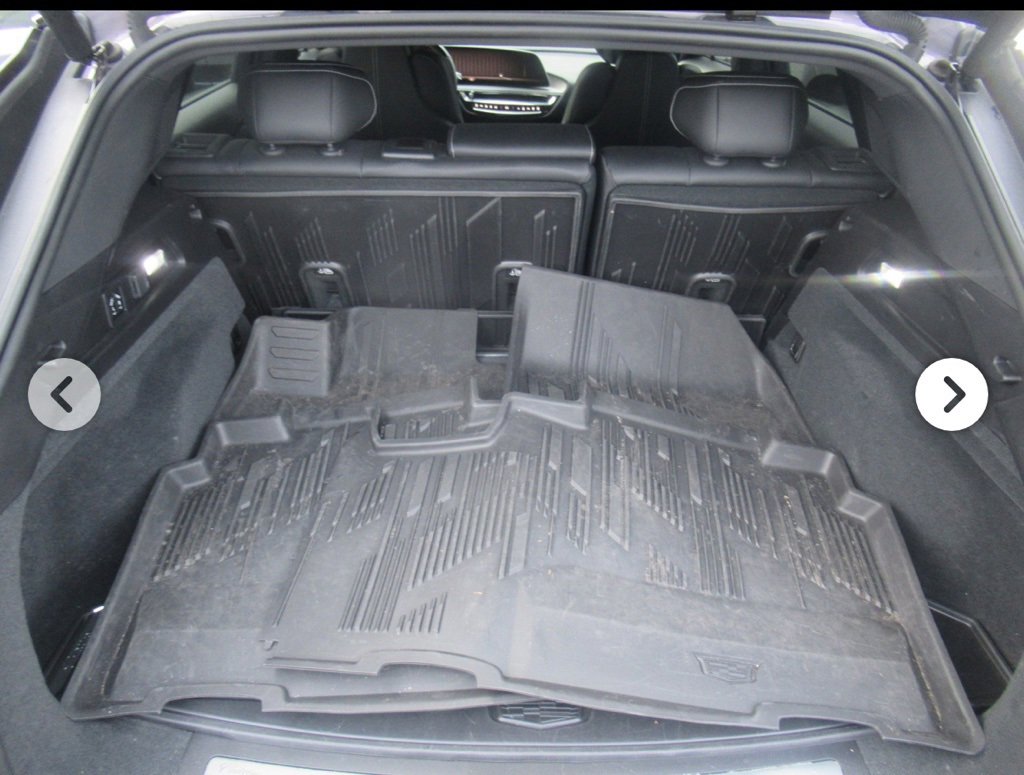 Used 2024 Cadillac Lyriq Luxury w/ LPO, Floor Liner Package image 21