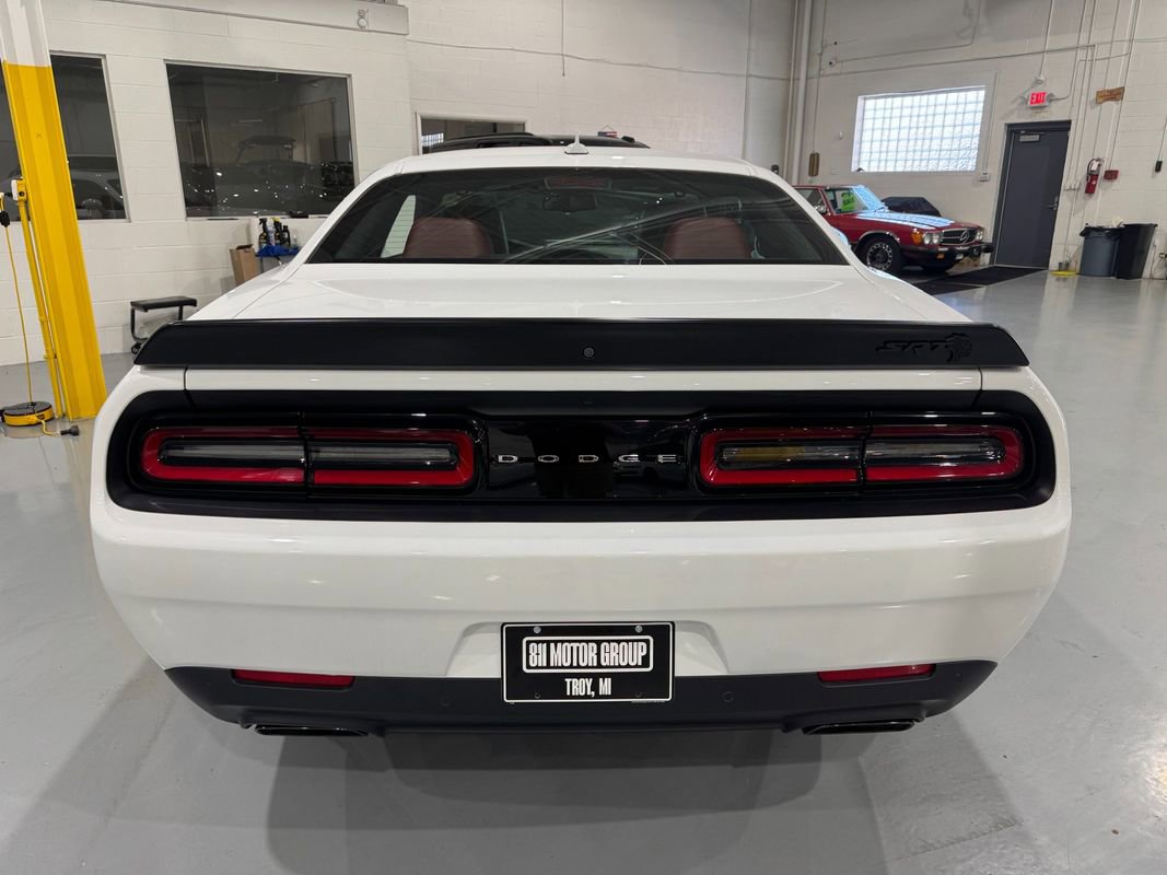 Used 2023 Dodge Challenger SRT Hellcat w/ Driver Convenience Group image 6