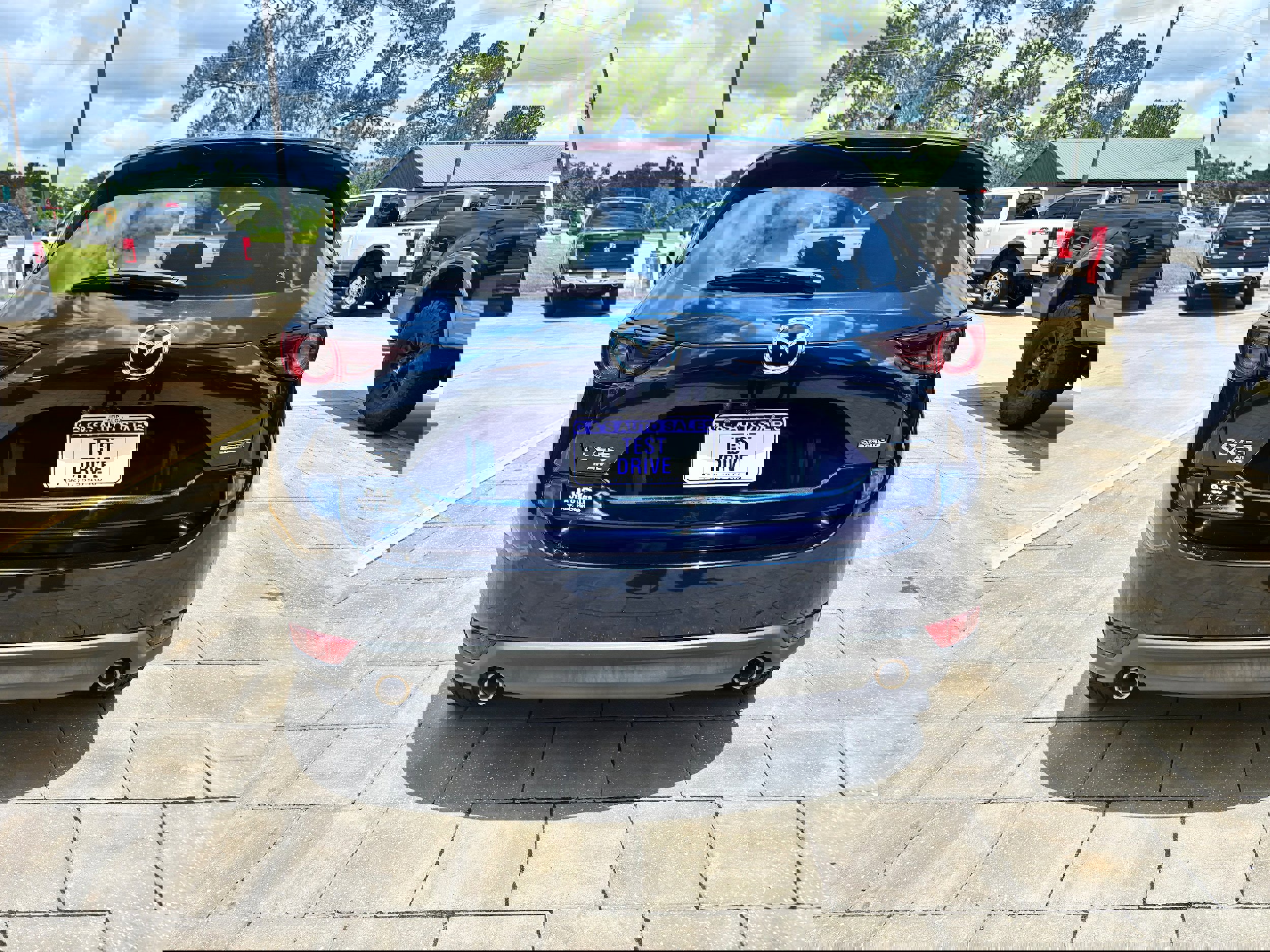 Used 2021 MAZDA CX-5 Touring image 5