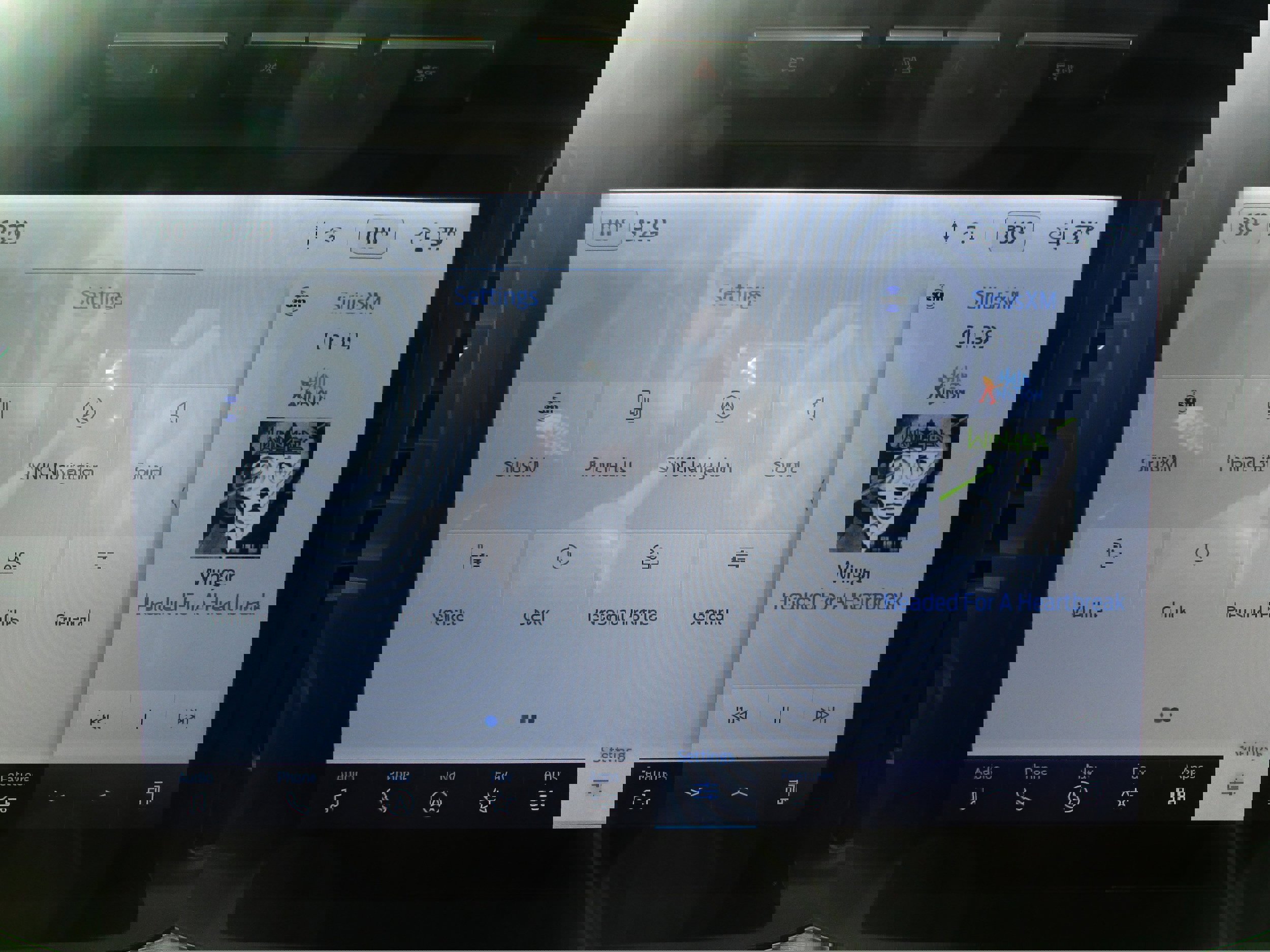 Used 2023 Ford F150 Lariat w/ Equipment Group 502A High image 34